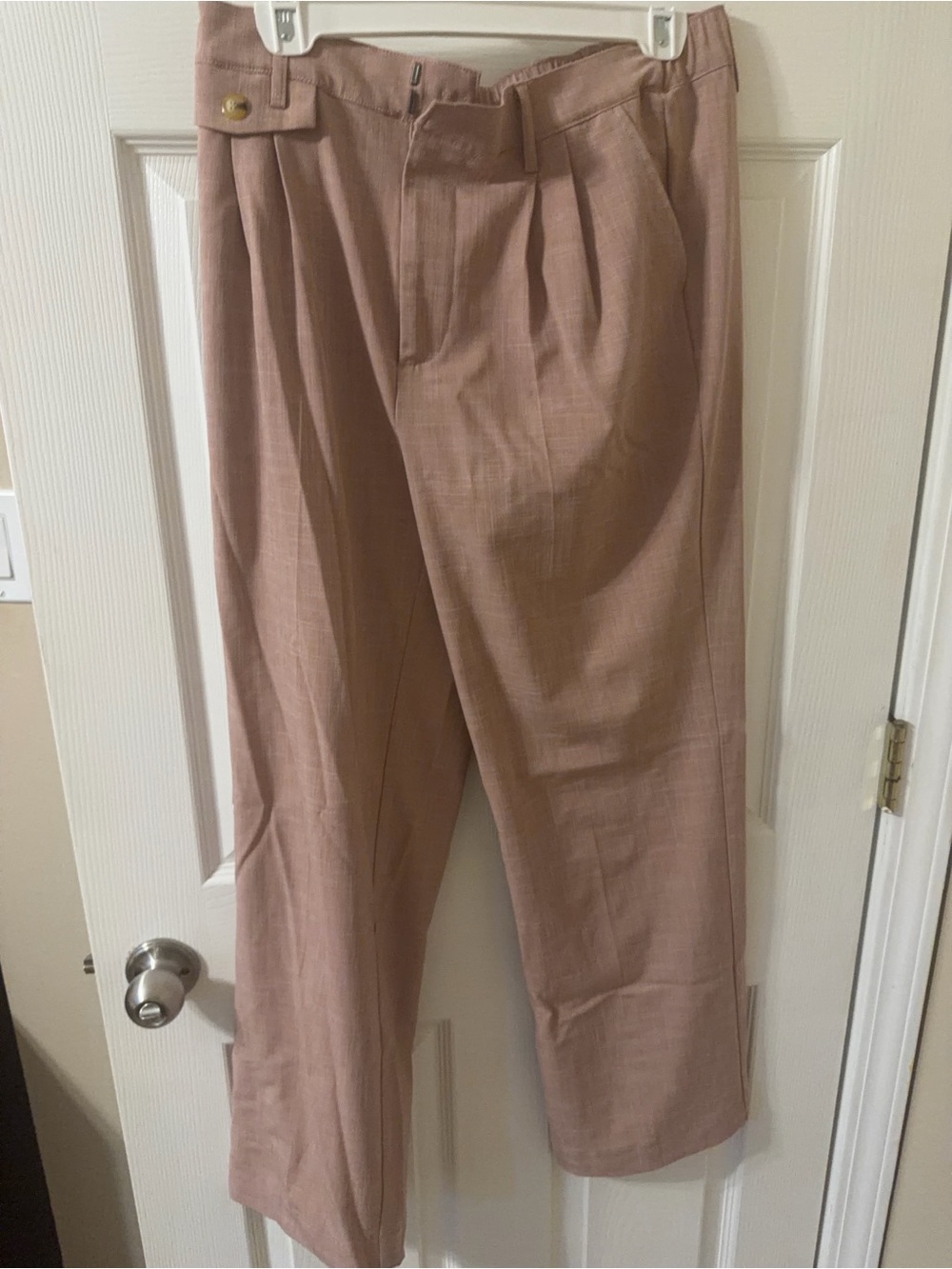Justfab Women’s Classic Pleated Trousers in Dusty Rose